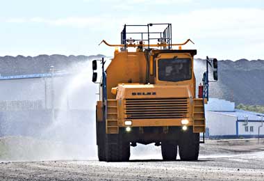 БелАЗ поставил четыре поливооросительные машины на Кузбасс