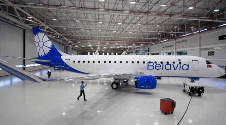 Лукашенко освободил от уплаты НДС самолеты, ввозимые в Беларусь