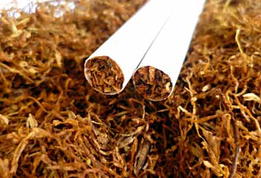 Две компании получили монополию на импорт табака в Беларусь