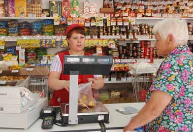 Розничные продажи в Беларуси по итогам первого полугодия снизились на 0,4%