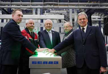 БелАЗ запустил новую линию по окраске деталей и узлов карьерной техники