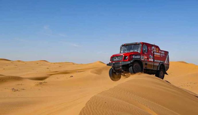 Дакар-2020: белорусский экипаж Сергея Вязовича сохранил 3-е место в общем зачете после восьмого этапа Дакар-2020: белорусский экипаж Сергея Вязовича сохранил 3-е место в общем зачете после восьмого этапа