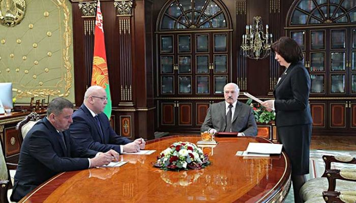 Президент Беларуси Александр Лукашенко 2 апреля рассмотрел кадровые вопросы