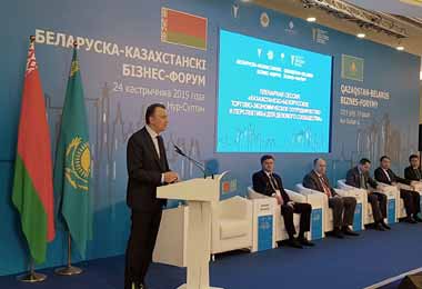 Беларусь и Казахстан подписали 14 соглашений и контрактов на общую сумму 75 млн долл