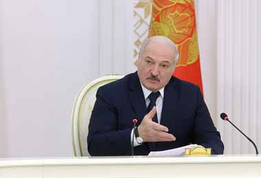 Лукашенко выступает за сохранение сильной президентской власти