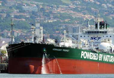 Очередной танкер с нефтью для Беларуси пришел в Клайпедский порт
