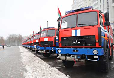 В Беларуси готовится проект указа о передаче пожарной техники в лизинг подразделениям МЧС — Головченко