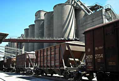 БЦК рассматривает возможность наращивания поставок цемента в Калининградскую область