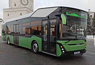 Автобус третьего поколения МАЗ-303