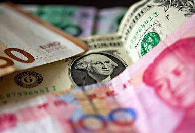 Доллар и юань продолжили дорожать на торгах БВФБ 3 октября