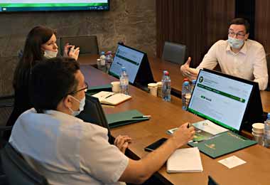 Алексей Мацевило (справа): Беларусь неизменно входит в пятерку ключевых торговых партнеров Башкортостана.