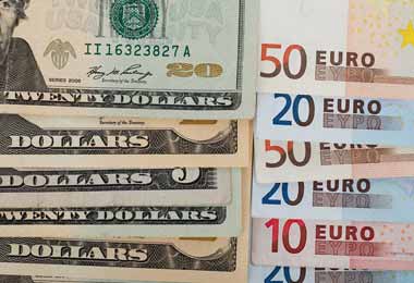Доллар и евро снова подешевели на торгах БВФБ 22 июля
