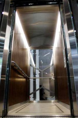 Первые обзорные лифты MOVEL установлены в Могилеве