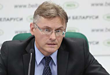 Фисенко освобожден от должности посла Беларуси во Франции