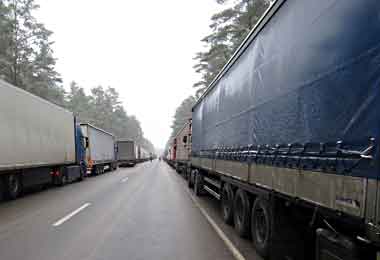 Госпогранкомитет продолжает фиксировать очереди на въезд в Евросоюз