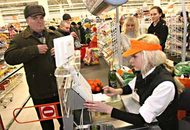 Розничные продажи в Беларуси по итогам 11 месяцев 2022 г продолжили снижаться
