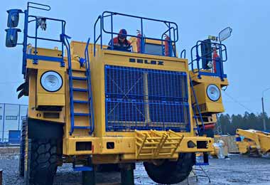 БелАЗ поставит партию 90-тонных самосвалов на алмазное месторождение в Архангельской области