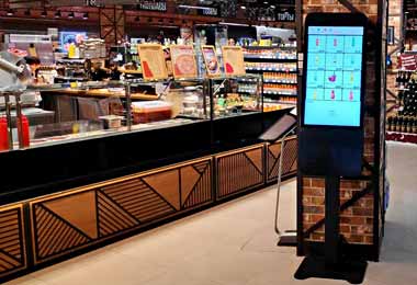 Виталюр устанавливает в своих магазинах терминалы самообслуживания TouchPlat