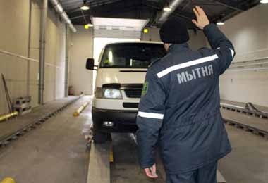 Гродненской таможней в 2019 г выявлено более 40 транспортных средств с поддельными VIN-номерами