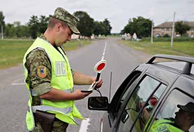Иностранцам разрешен транзит через погранзону к некоторым туробъектам без пропуска