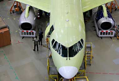 Беларусь изучает возможность покупки в России самолетов для гражданской авиации — Минтранс