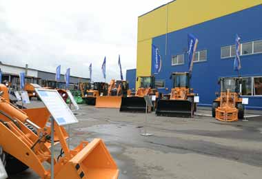 Амкодор представил научно-технический центр и новые модели техники