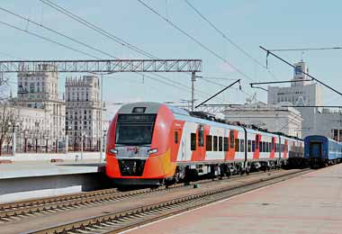 Более 500 тыс пассажиров перевезено скоростными поездами между Минском и Москвой