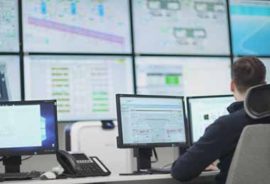 «Удаленный офис» от А1 поможет быстро развернуть и гибко масштабировать телекоммуникационную и программную инфраструктуры, необходимые для эффективной работы команды.