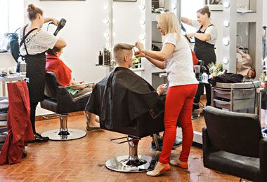 Лучшие показатели по росту спроса аналитики зафиксировали в бьюти-индустрии.