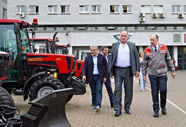 МТЗ планирует запустить совместное производстве гусеничных малогабаритных тракторов в Дагестане