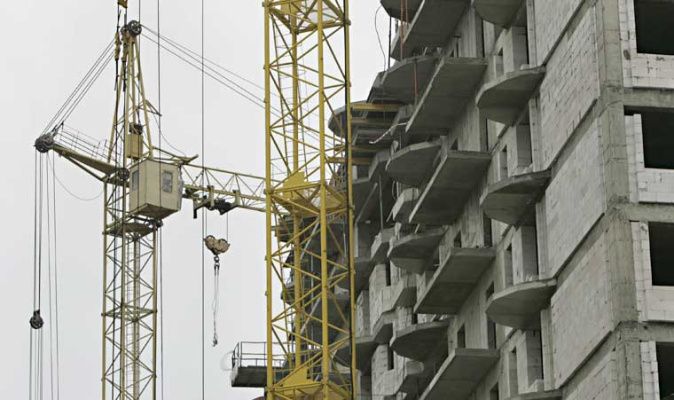 О стоимости жилья, городах-спутниках и кадрах - подписана директива о развитии стройотрасли