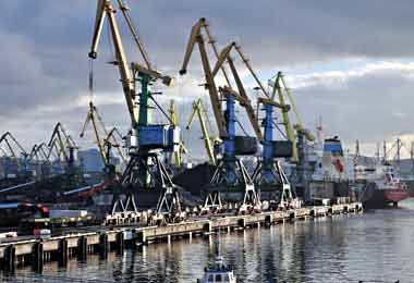 Головченко отметил существенный объем перевалки белорусских грузов через российский Мурманск