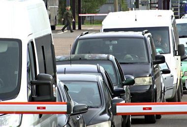 Очереди на въезд в ЕС не снижаются — Госпогранкомитет