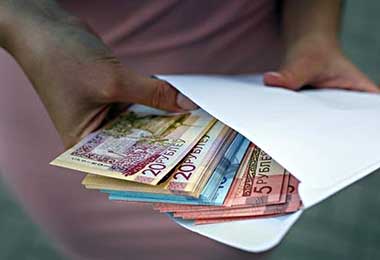 Факт выплаты зарплаты «в конверте» выявлен в Гродно