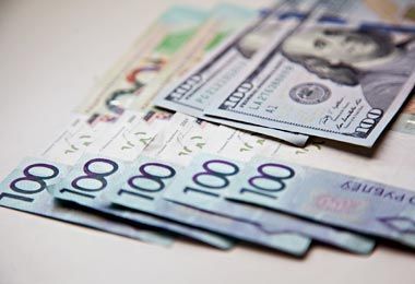 Белорусский рубль ослаб к доллару на открытии торгов БВФБ 9 января