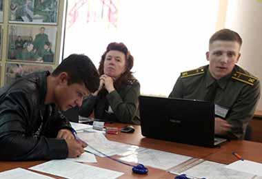 В Беларуси продлен срок подачи заявлений на обучение в военных учебных заведениях