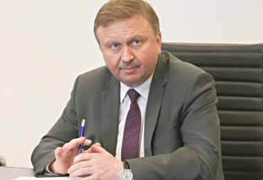 Бывший премьер-министр Беларуси Андрей Кобяков российский угольный холдинг