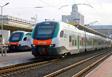 БЖД назначила более 40 дополнительных поездов на ноябрьские праздники