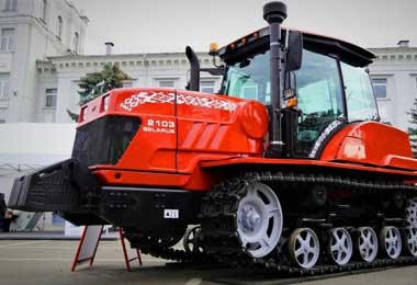 Башкортостан готов создать сборочное производство белорусских гусеничных тракторов