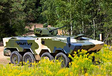 МЗКТ впервые представит обновленный БТР на военно-техническом форуме в России