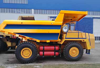 БелАЗ представил новый 30-тонный самосвал на газовом топливе