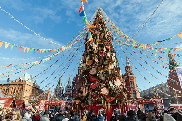 Москва приглашает на Масленицу – праздник вкусов, традиций и зимнего волшебства