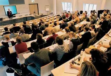 В Беларуси обновлен перечень специальностей для получения высшего образования в сокращенный срок