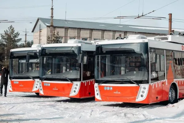 МАЗ поставил 10 троллейбусов c автономным ходом в Смоленск 