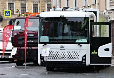 МАЗ отправляет два электрических мусоровоза в Россию