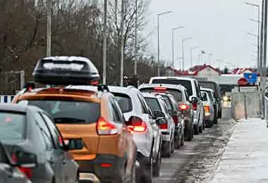 Госпогранкомитет отмечает пятикратный рост очереди легковых авто на въезд в ЕС