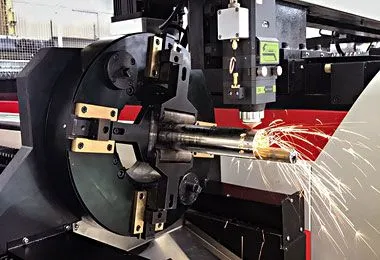 Лепельский ремонтно-механический заводе начал выпуск деталей кабин для тракторов BELARUS