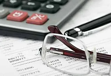 Лукашенко внес изменения в процедуру исполнения денежных обязательств