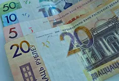 Лукашенко нормативно закрепил возможность расчетов по внешнему долгу в нацвалюте