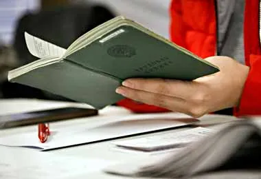В Беларуси работники по контрактам будут нести материальную ответственность наравне с работающими по договорам – Минтруда